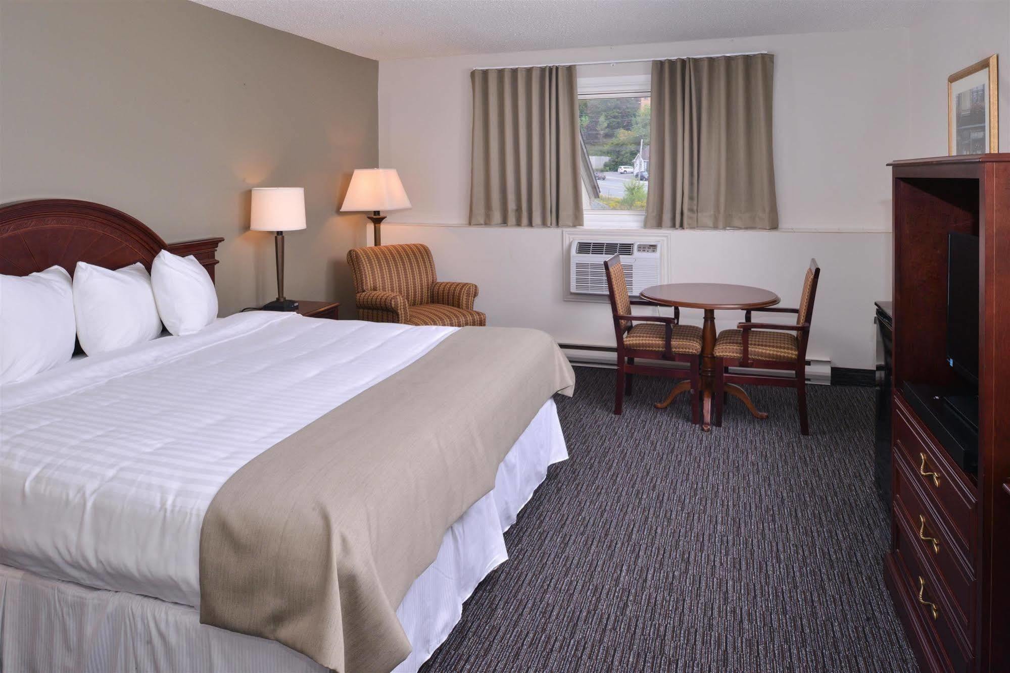 Rodeway Inn Sudbury Exterior foto